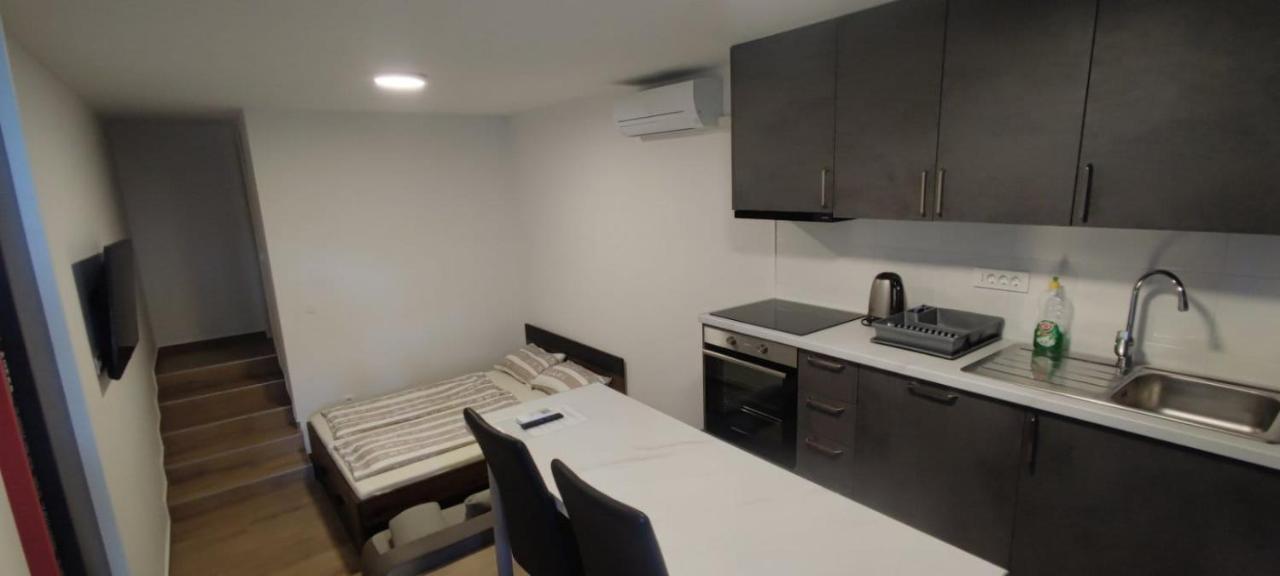 Studio Malinska, 30M From The Beach ภายนอก รูปภาพ
